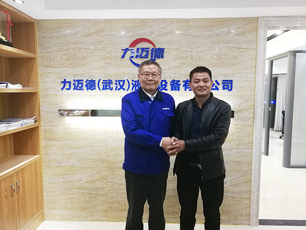 从拒绝到一次购买十台旋挖钻机,他用八年时间认识山河智能