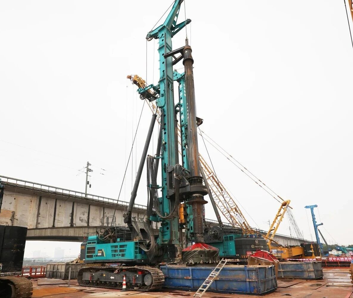 啃下“硬骨头”!山河智能旋挖钻机助力长沙湘江铁路特大桥主墩桩基工程完美收官